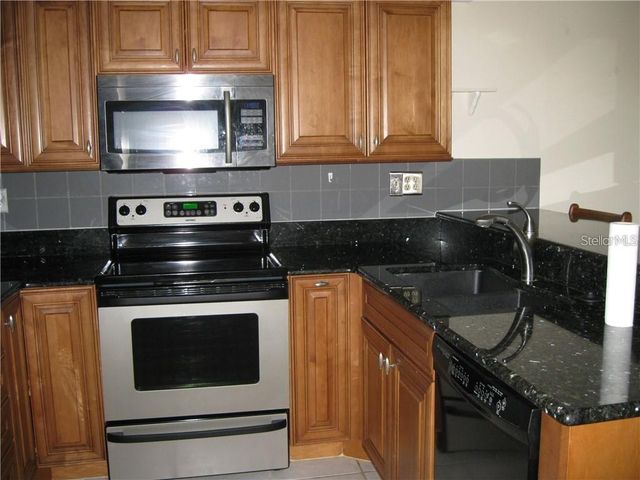 6002 7TH AVENUE W 6002, Bradenton, FL 34209