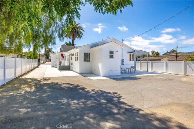 111 S South Lindsay Street, Lake Elsinore, CA 92530