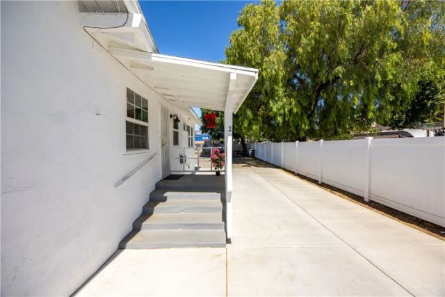 111 S South Lindsay Street, Lake Elsinore, CA 92530