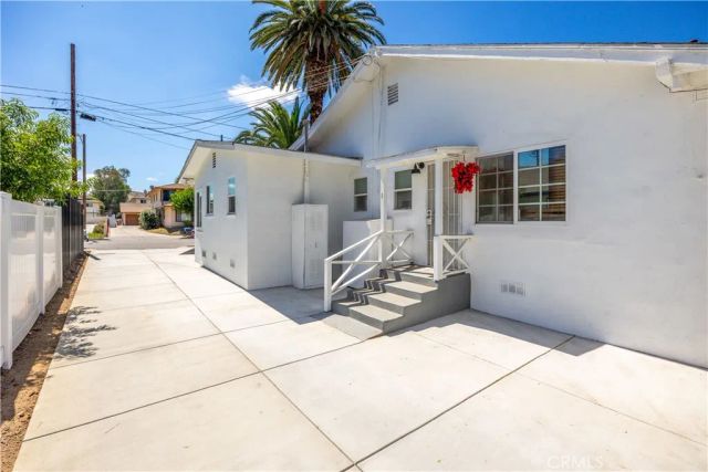 111 S South Lindsay Street, Lake Elsinore, CA 92530