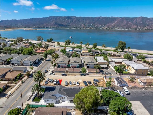 111 S South Lindsay Street, Lake Elsinore, CA 92530
