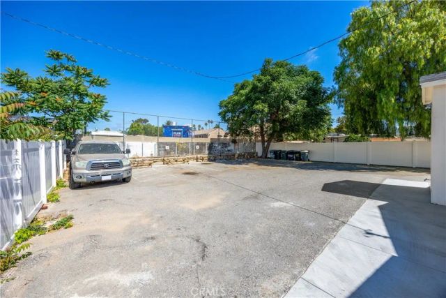 111 S South Lindsay Street, Lake Elsinore, CA 92530