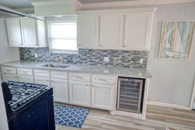 5131 County Road 868e, Brazoria, TX 77422