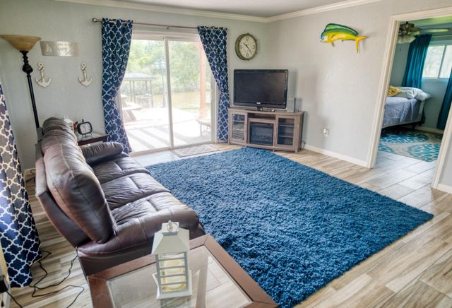 5131 County Road 868e, Brazoria, TX 77422