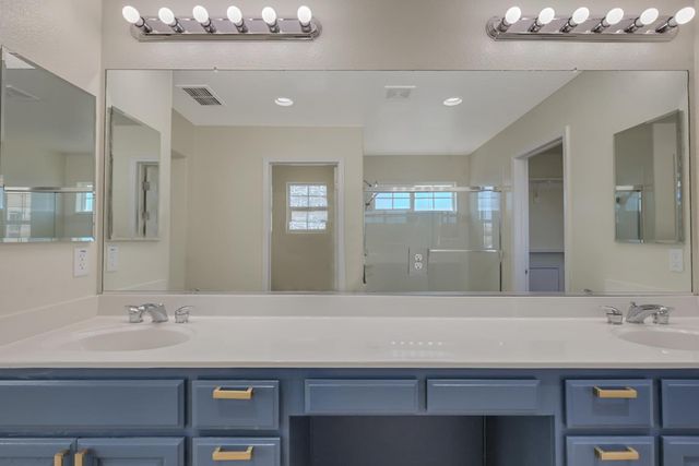 2244 Jane Ellen Dr, Stockton, CA 95212