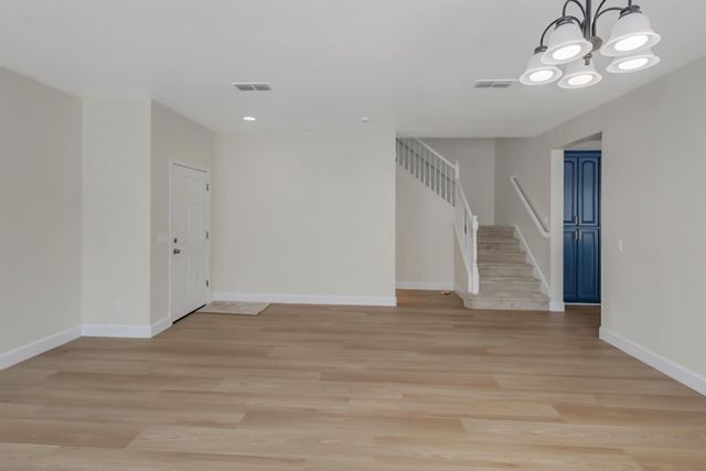 2244 Jane Ellen Dr, Stockton, CA 95212