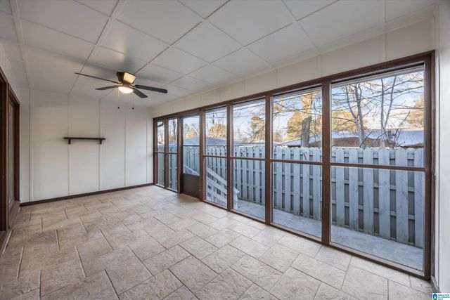 1006 EDWARDIAN WAY SW, Cullman, AL 35055