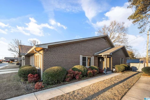 1006 EDWARDIAN WAY SW, Cullman, AL 35055