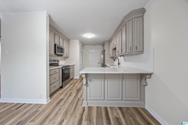 1006 EDWARDIAN WAY SW, Cullman, AL 35055