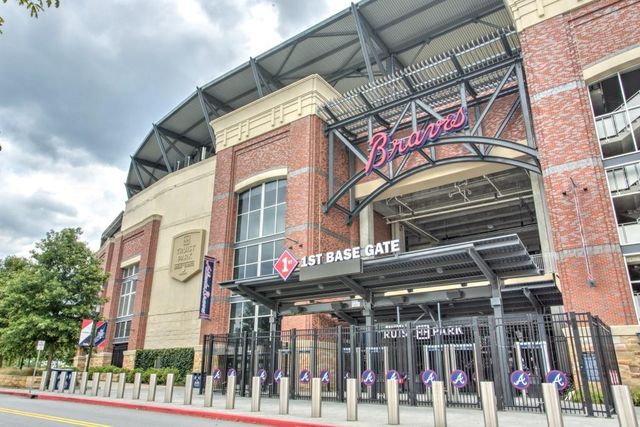 3275 Hilltop Circle, Marietta, GA 30066