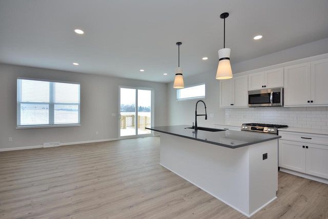 1021 Elderberry ROAD, Oconomowoc, WI 53066