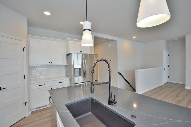 1021 Elderberry ROAD, Oconomowoc, WI 53066