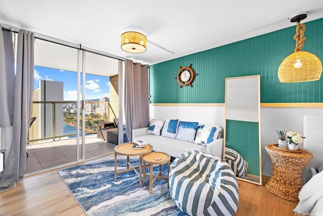 445 Seaside Avenue 2912, Honolulu, HI 96815