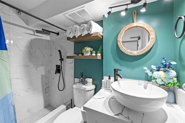 445 Seaside Avenue 2912, Honolulu, HI 96815