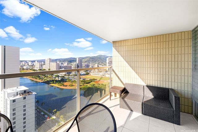 445 Seaside Avenue 2912, Honolulu, HI 96815