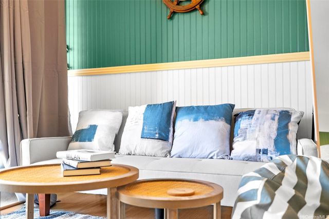 445 Seaside Avenue 2912, Honolulu, HI 96815