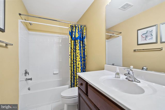 3769 RUSSETT MAPLE CT, Dumfries, VA 22025