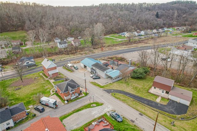 502 N Main St, Chartiers, PA 15342