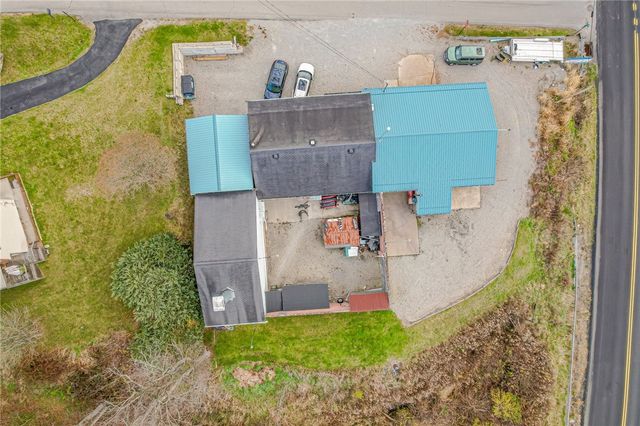 502 N Main St, Chartiers, PA 15342