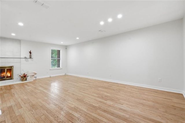 512 Mcgill Place NE, Atlanta, GA 30312