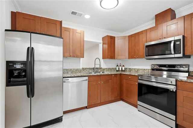 512 Mcgill Place NE, Atlanta, GA 30312