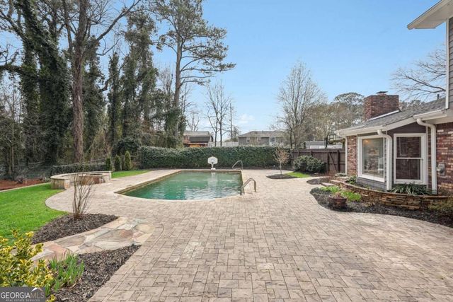 100 Westwood Drive NW, Marietta, GA 30064