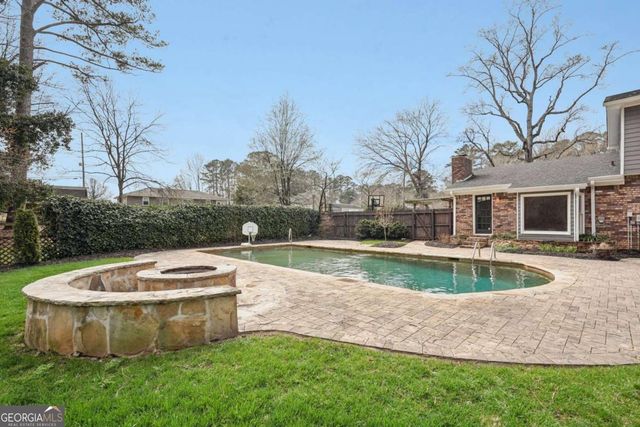 100 Westwood Drive NW, Marietta, GA 30064