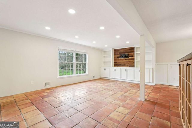 100 Westwood Drive NW, Marietta, GA 30064