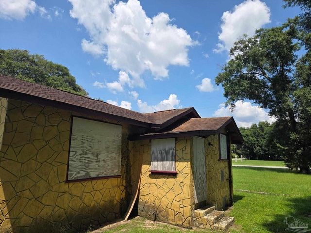 3026 N Roosevelt St, Pensacola, FL 32503