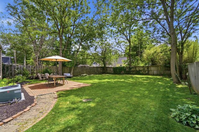 539 Colonial Avenue, Worthington, OH 43085