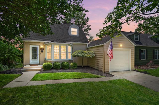 539 Colonial Avenue, Worthington, OH 43085
