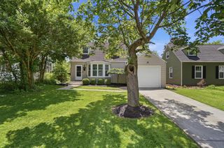 539 Colonial Avenue, Worthington, OH 43085