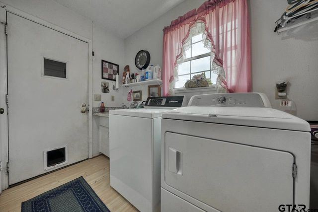 6613 S FM 14, Hawkins, TX 75765