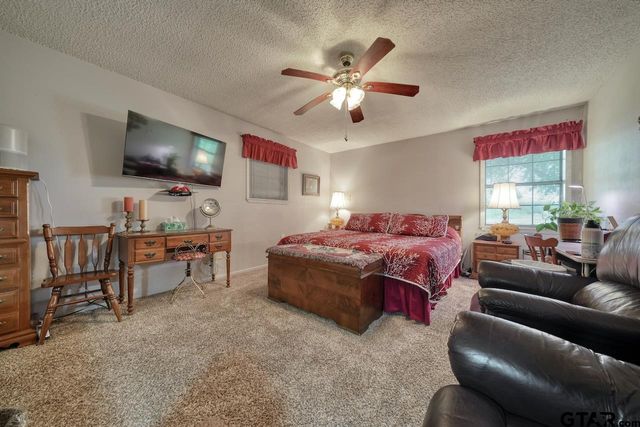 6613 S FM 14, Hawkins, TX 75765