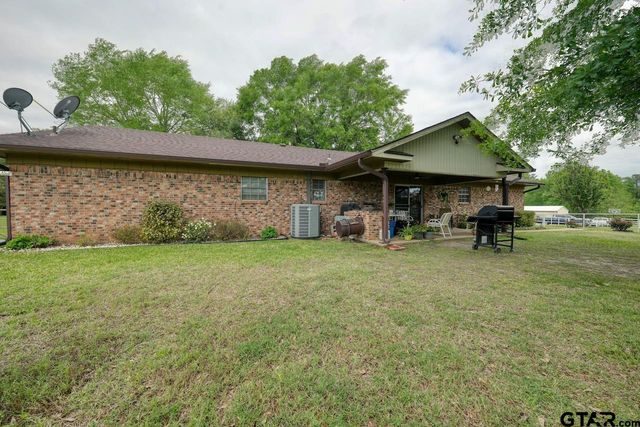6613 S FM 14, Hawkins, TX 75765
