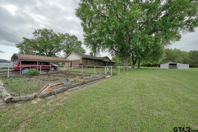 6613 S FM 14, Hawkins, TX 75765