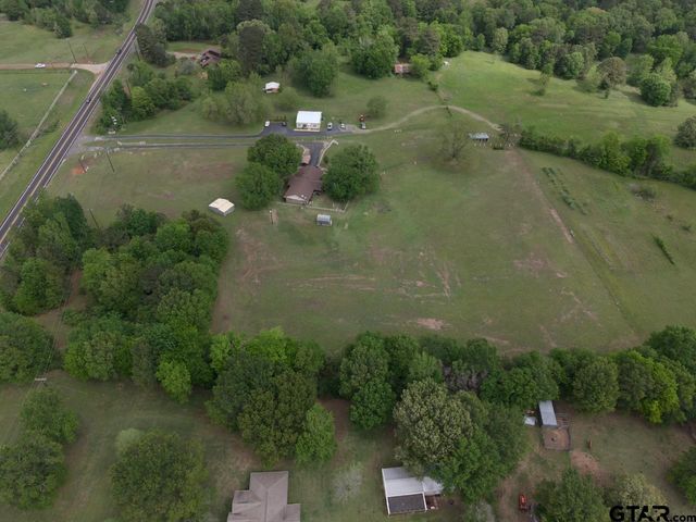 6613 S FM 14, Hawkins, TX 75765