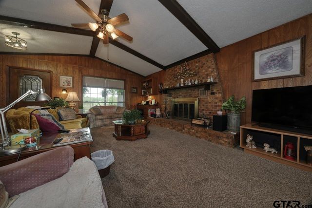 6613 S FM 14, Hawkins, TX 75765