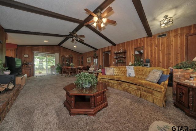 6613 S FM 14, Hawkins, TX 75765