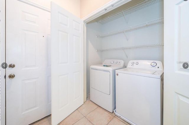 7135 YACHT BASIN AVENUE 236, Orlando, FL 32835