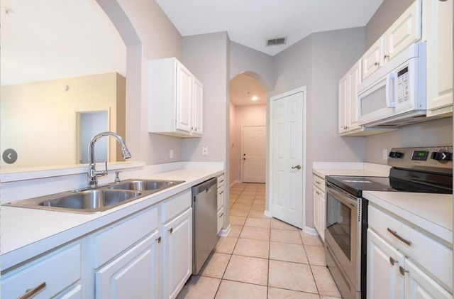 7135 YACHT BASIN AVENUE 236, Orlando, FL 32835