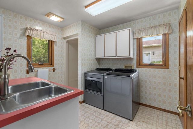 N7488 FRENCH ROAD, Seymour, WI 54165