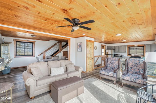 2138 Kerr Road, Sevierville, TN 37876