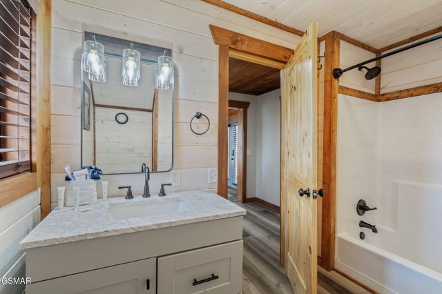 2138 Kerr Road, Sevierville, TN 37876