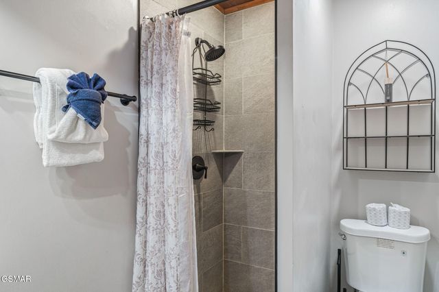 2138 Kerr Road, Sevierville, TN 37876