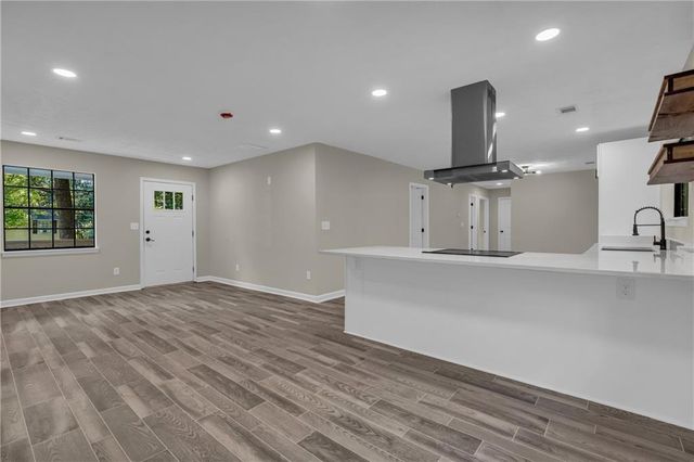 8949 Raven Drive, Jonesboro, GA 30238