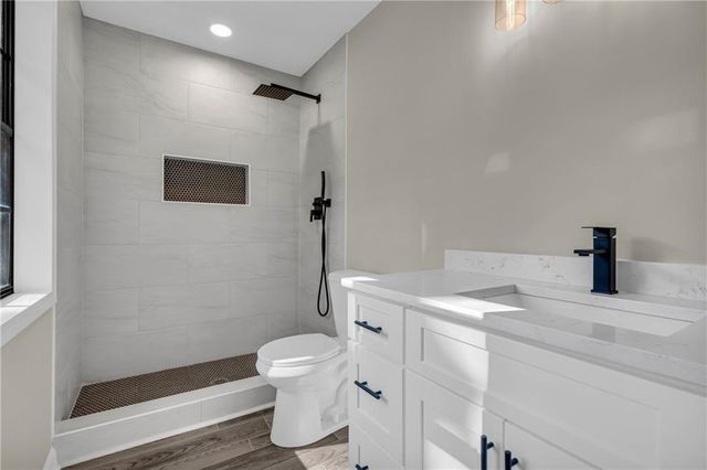 8949 Raven Drive, Jonesboro, GA 30238