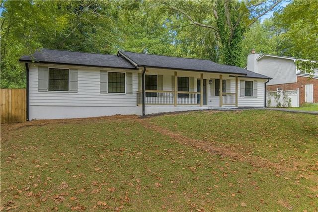 8949 Raven Drive, Jonesboro, GA 30238