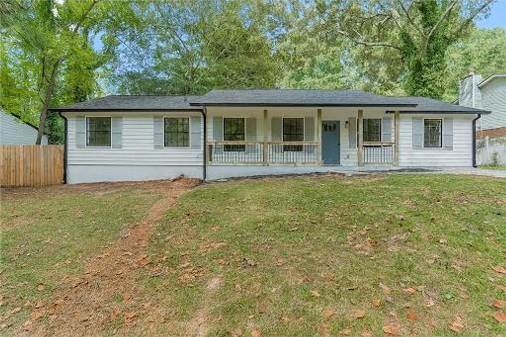 8949 Raven Drive, Jonesboro, GA 30238