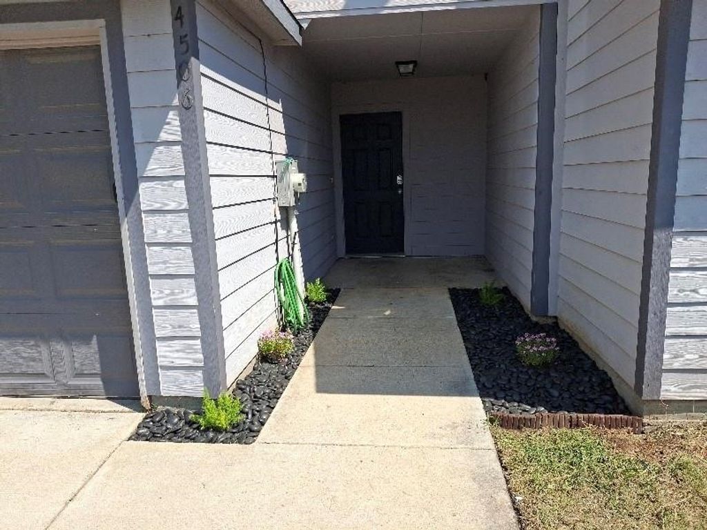 4506 Alamosa Street, Fort Worth, TX 76119